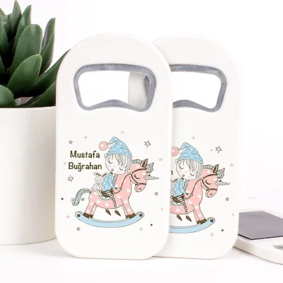 At Temalı Açacaklı Erkek Bebek Magneti